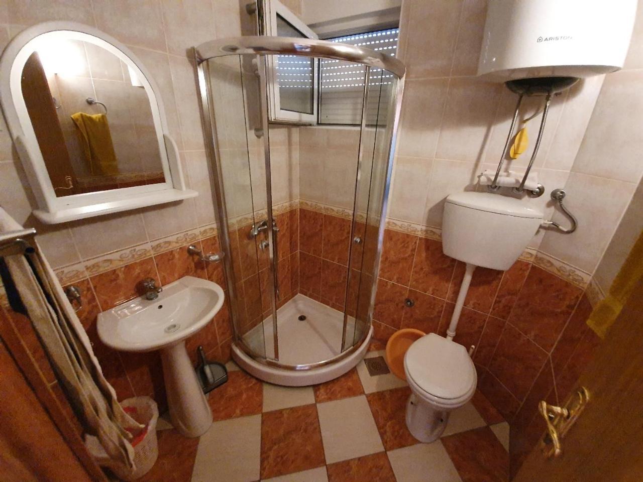 Vila Varajic