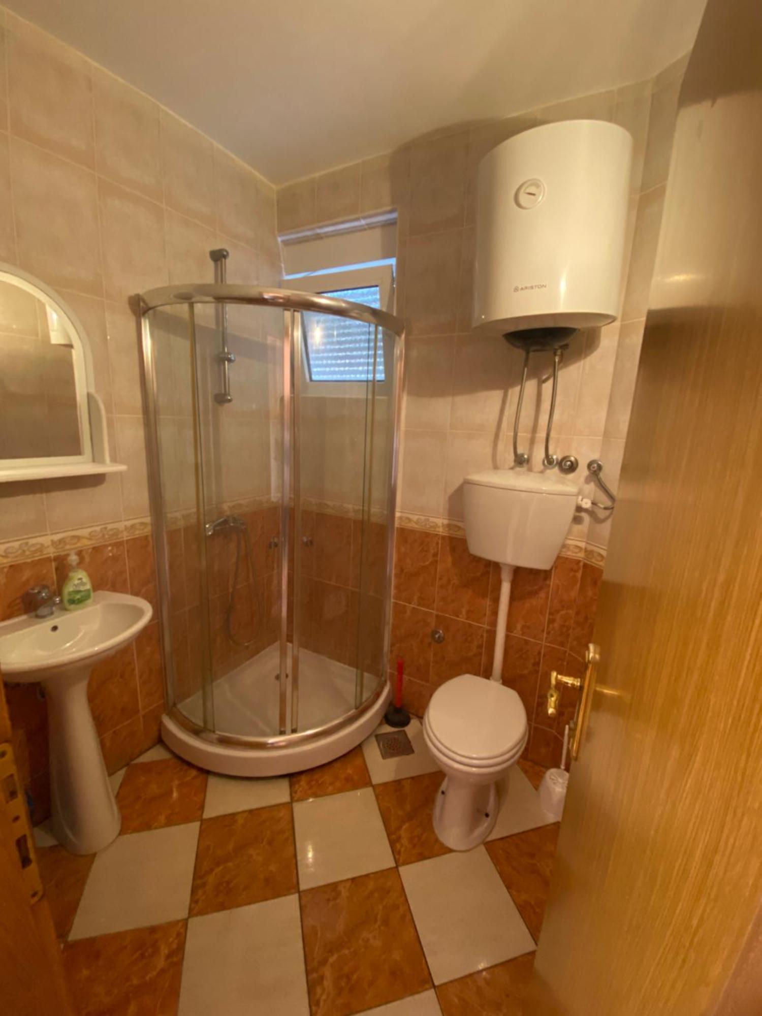 Apartment Vila Varajic *